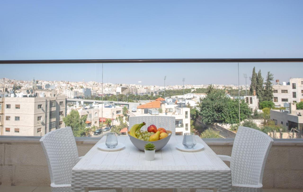 Triple A Hotel Suites Amman Eksteriør bilde