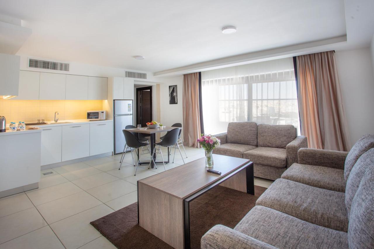 Triple A Hotel Suites Amman Eksteriør bilde